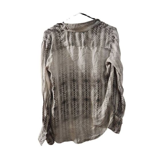 Joe's M snakeskin print blouse - Picture 6 of 7